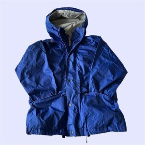 Vintage Men’s North Face Gore Tex Jacket Size Small